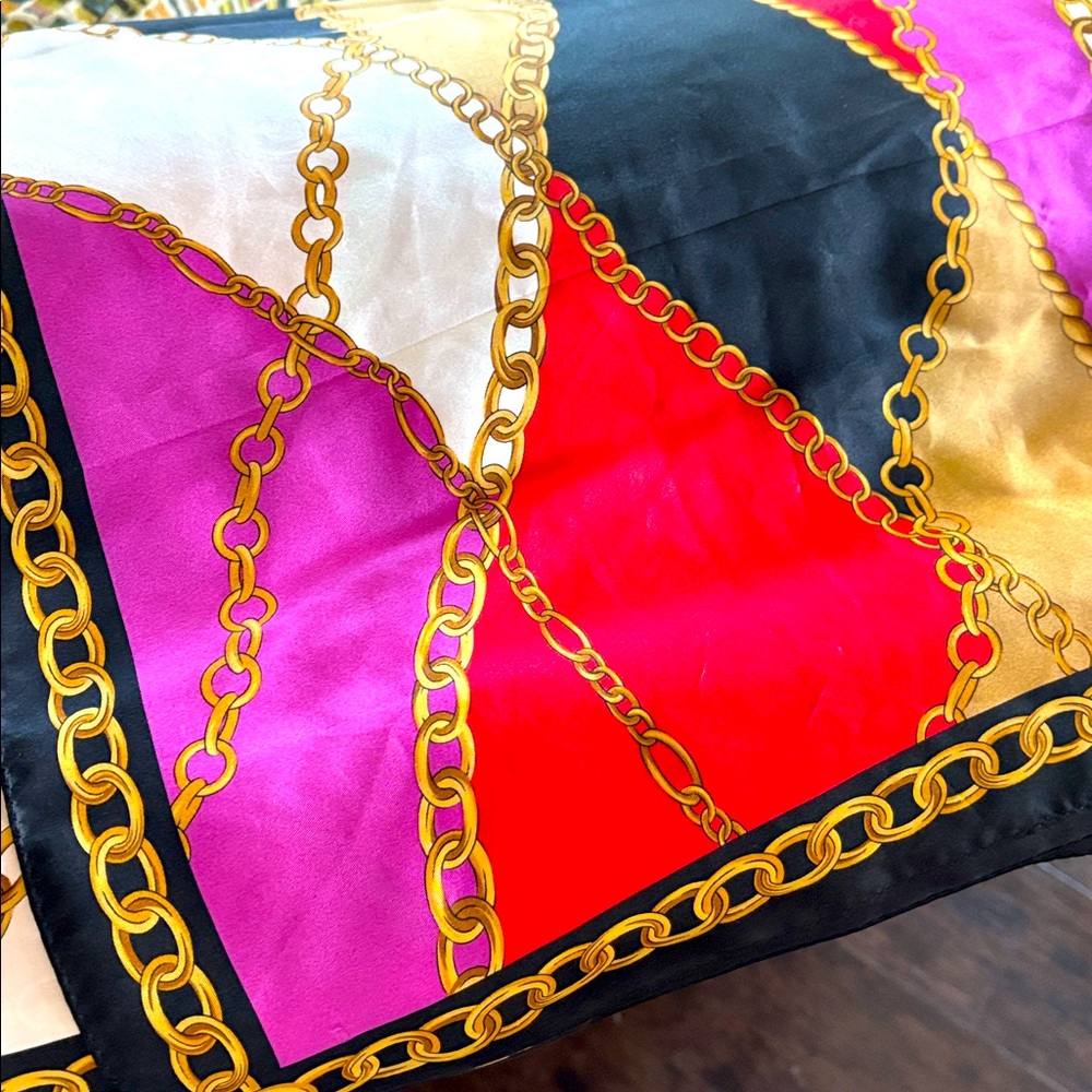 Oscar de la Renta Black and Gold Silk Scarf - Picture 3 of 4